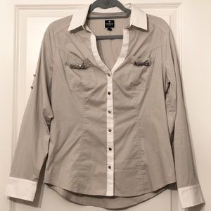 Express Tops - NWOT Express Light Gray Button-Down Blouse, Size M Express Tops - NWOT Express Light Gray Button-Down Blouse, Size M
